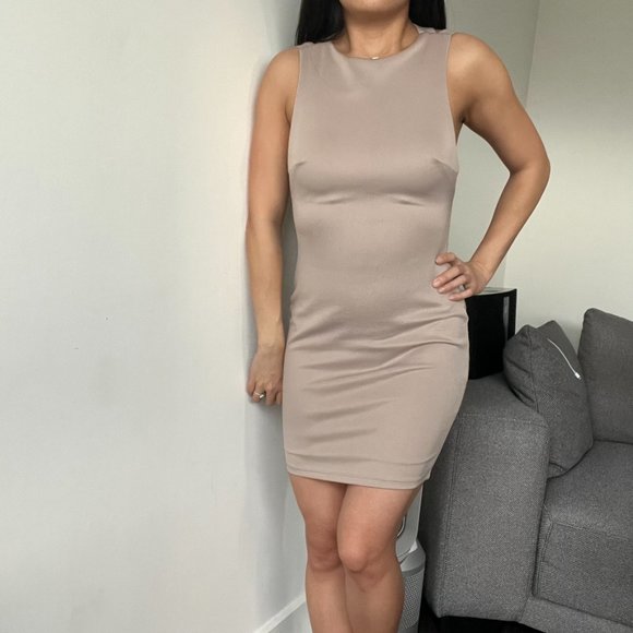 Lulu's dress bodycon beige size XS - Picture 4 of 7